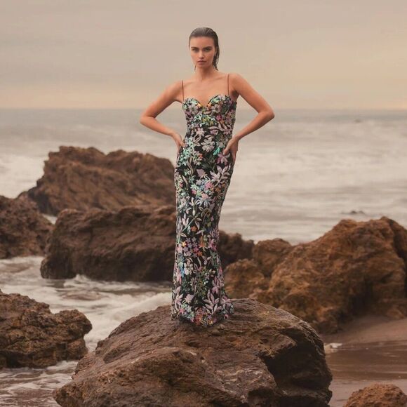 Mac Duggal 49827 Size 14 Spaghetti Strap Bustier Floral Embroidered Gown Dress - Picture 2 of 8